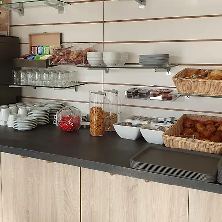 Hotell Le Virevent Saint-Raphaël