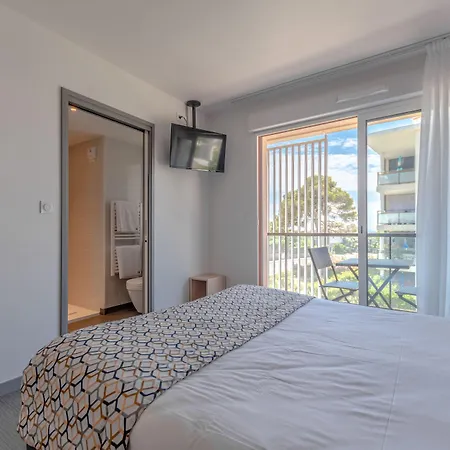 风车酒店 3* Saint-Raphaël