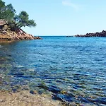 Otel Sure By Western Saint-raphael Le Dramont