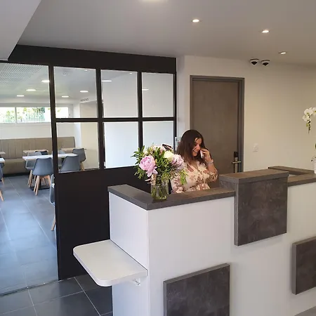 호텔 Le Virevent 3*