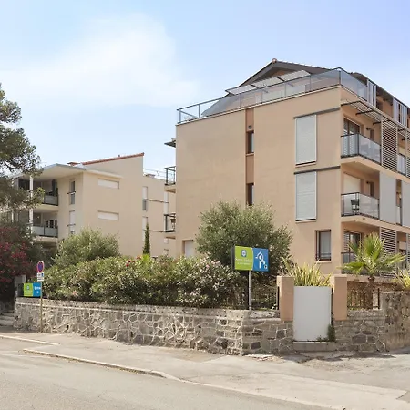 Hotel Sure By Western Saint-raphael Le Dramont Saint-Raphaël