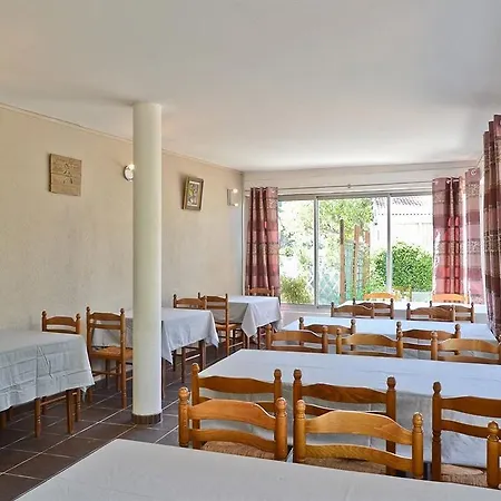 Le Virevent Hotel 3*