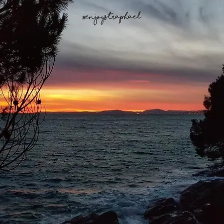 호텔 Le Virevent Saint-Raphaël