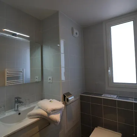 Le Virevent Hotel Saint-Raphael (Var)